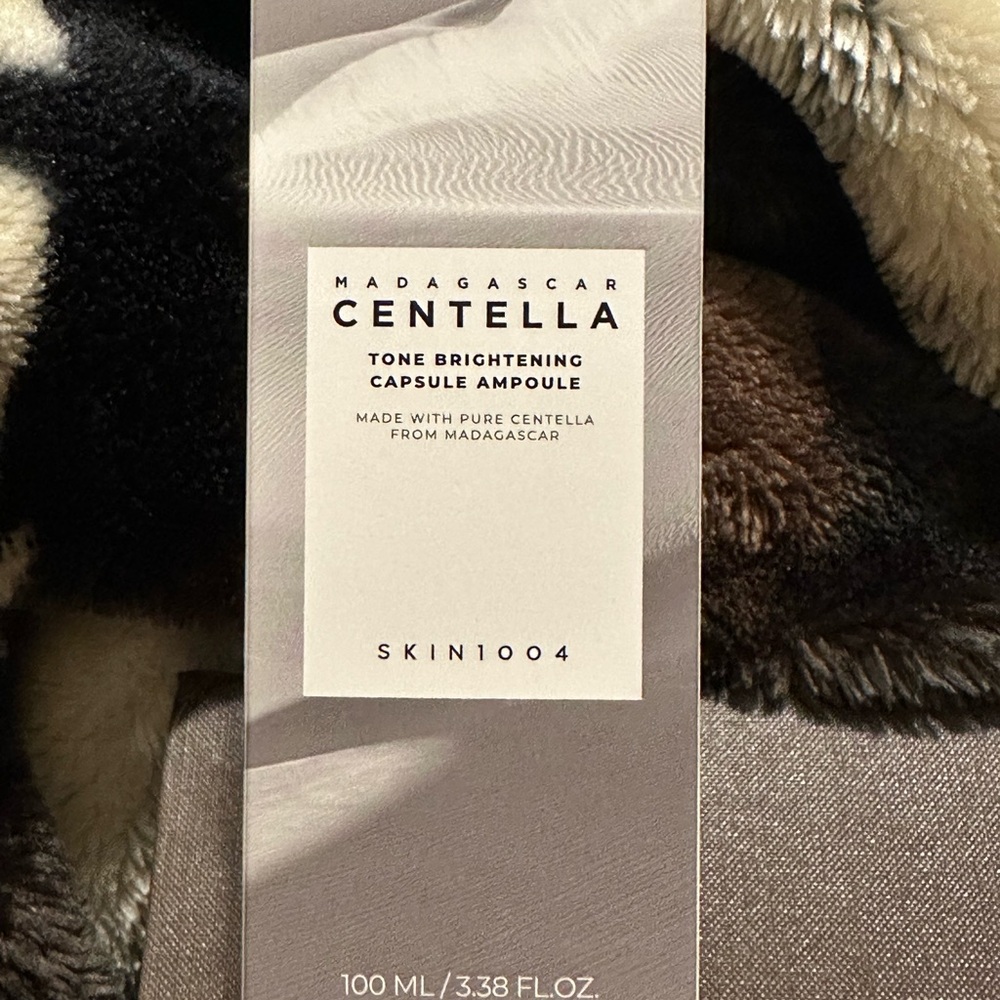 SKIN1004 Madagascar Centella Tone Brightening Capsule Ampoule - Gray